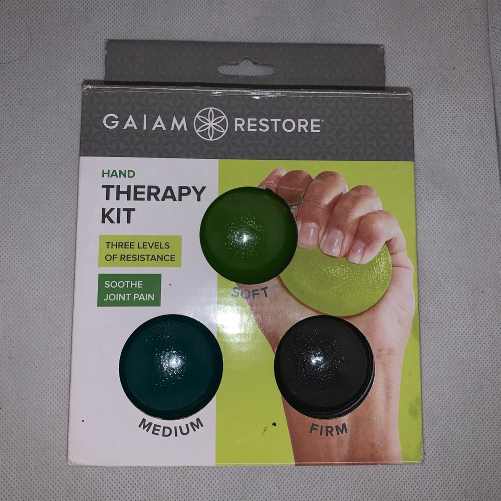 The Gaiam Restore Hand Therapy Kit